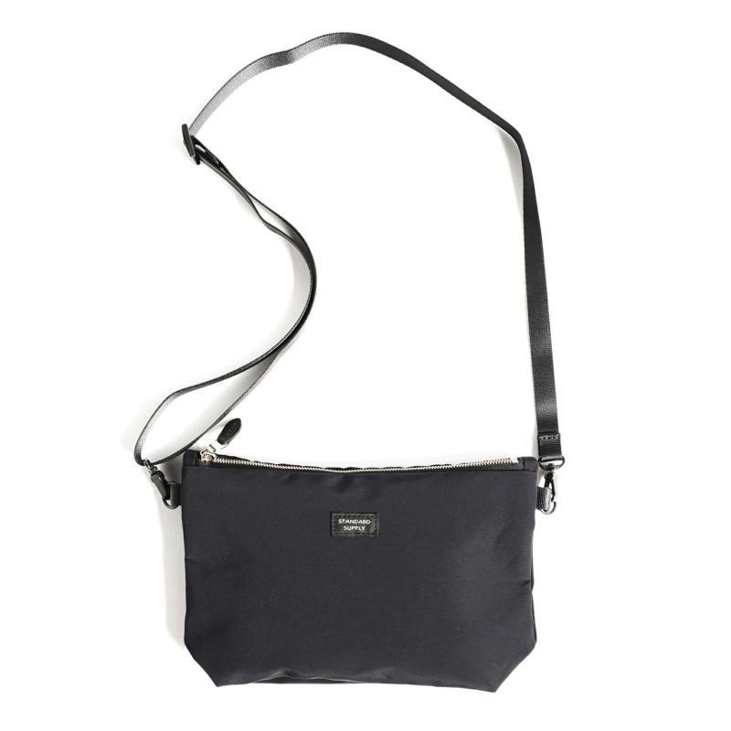 Standard Supply Simplicity Shoulder bag M