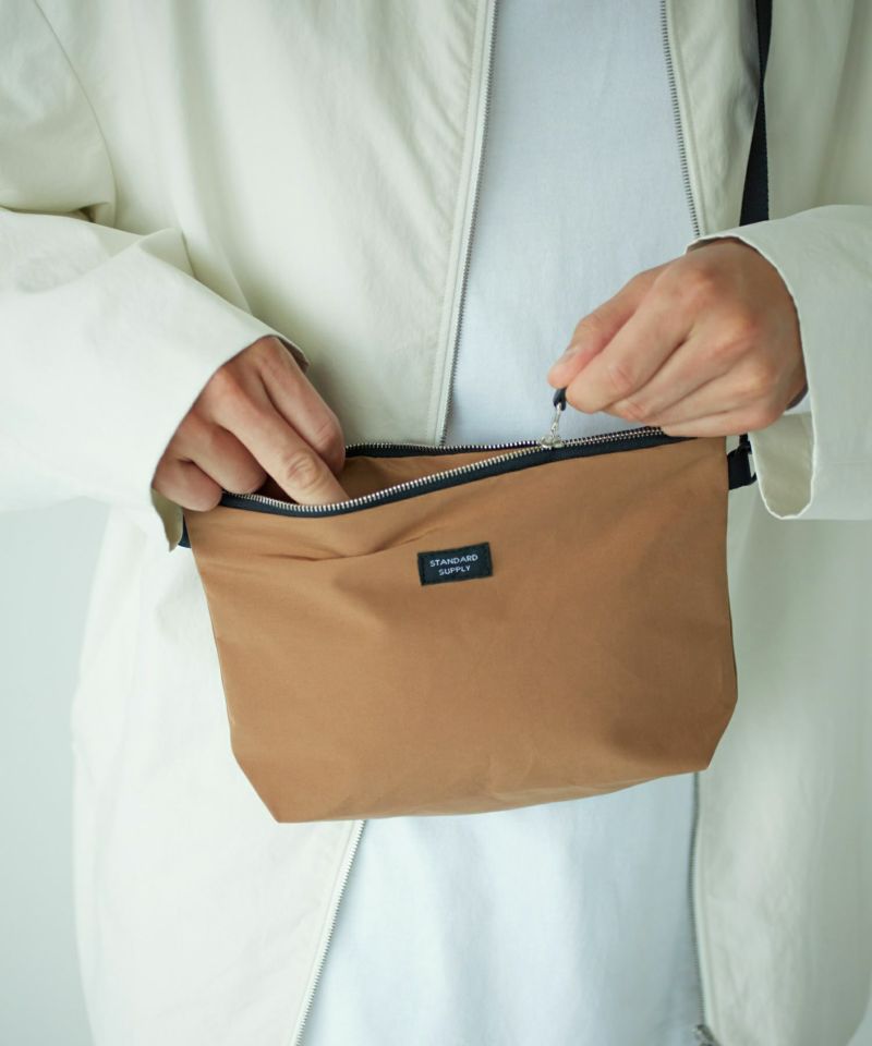 Standard Supply Simplicity Shoulder bag M