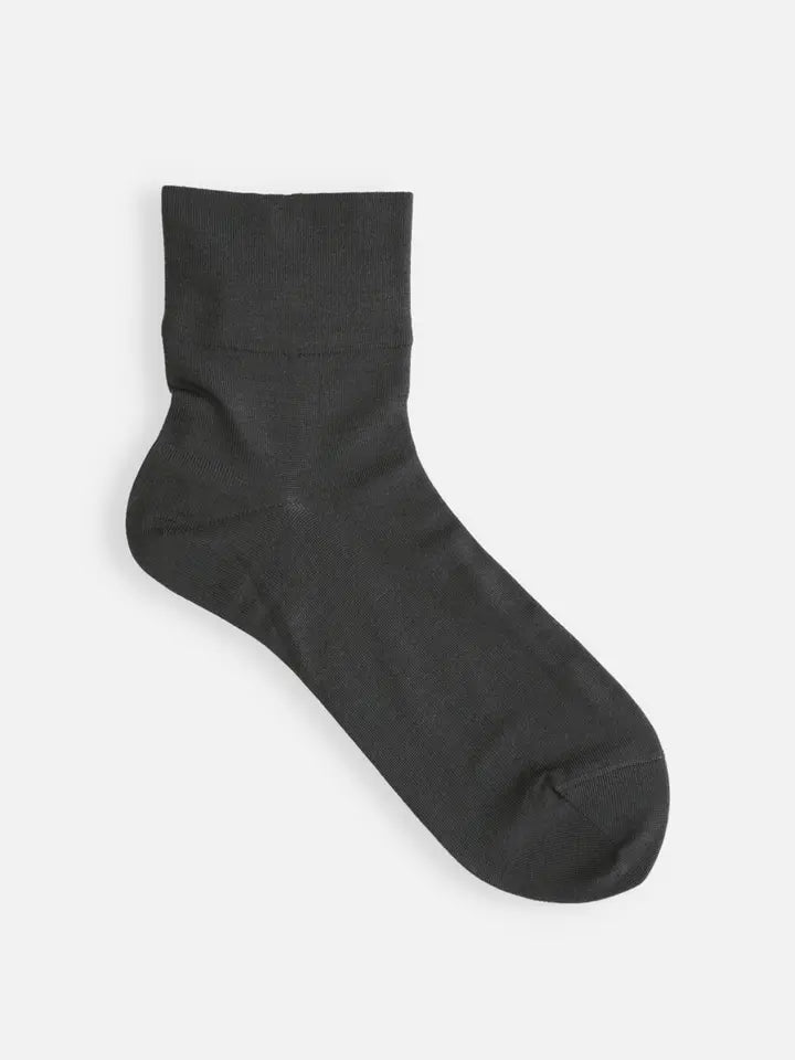 Tabio 021132010 plain silk short socks / Various Colors