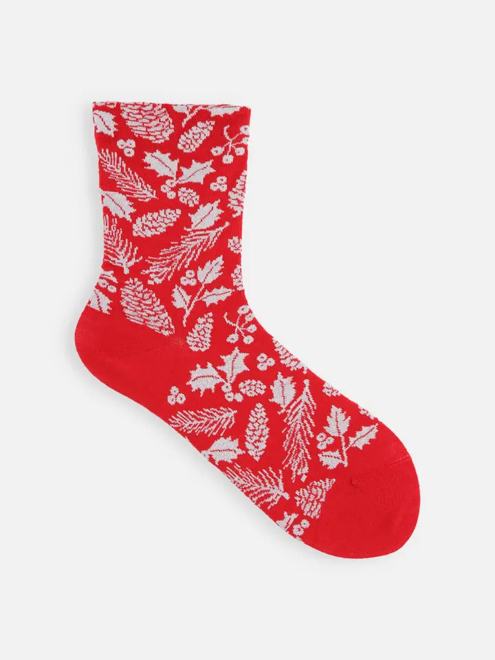 Tabio 021132420  Forest Motif short socks Red