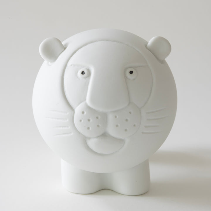 Kihara Porcelain Round Lion