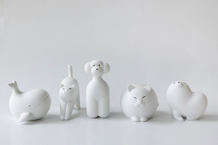 Kihara Porcelain Cat