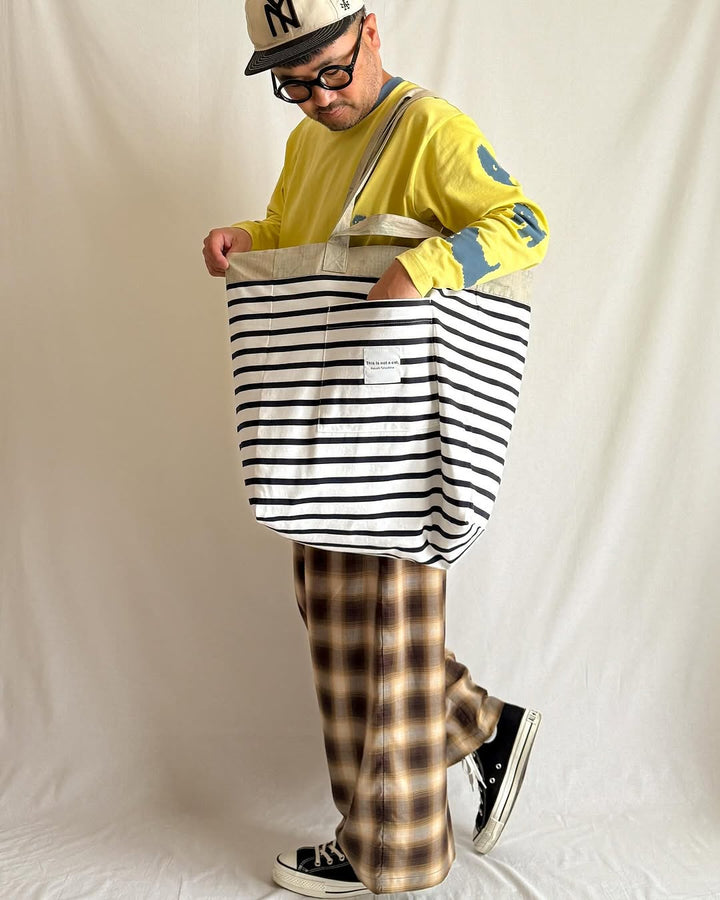 MOJA LEAF CAMO TOTE BAG