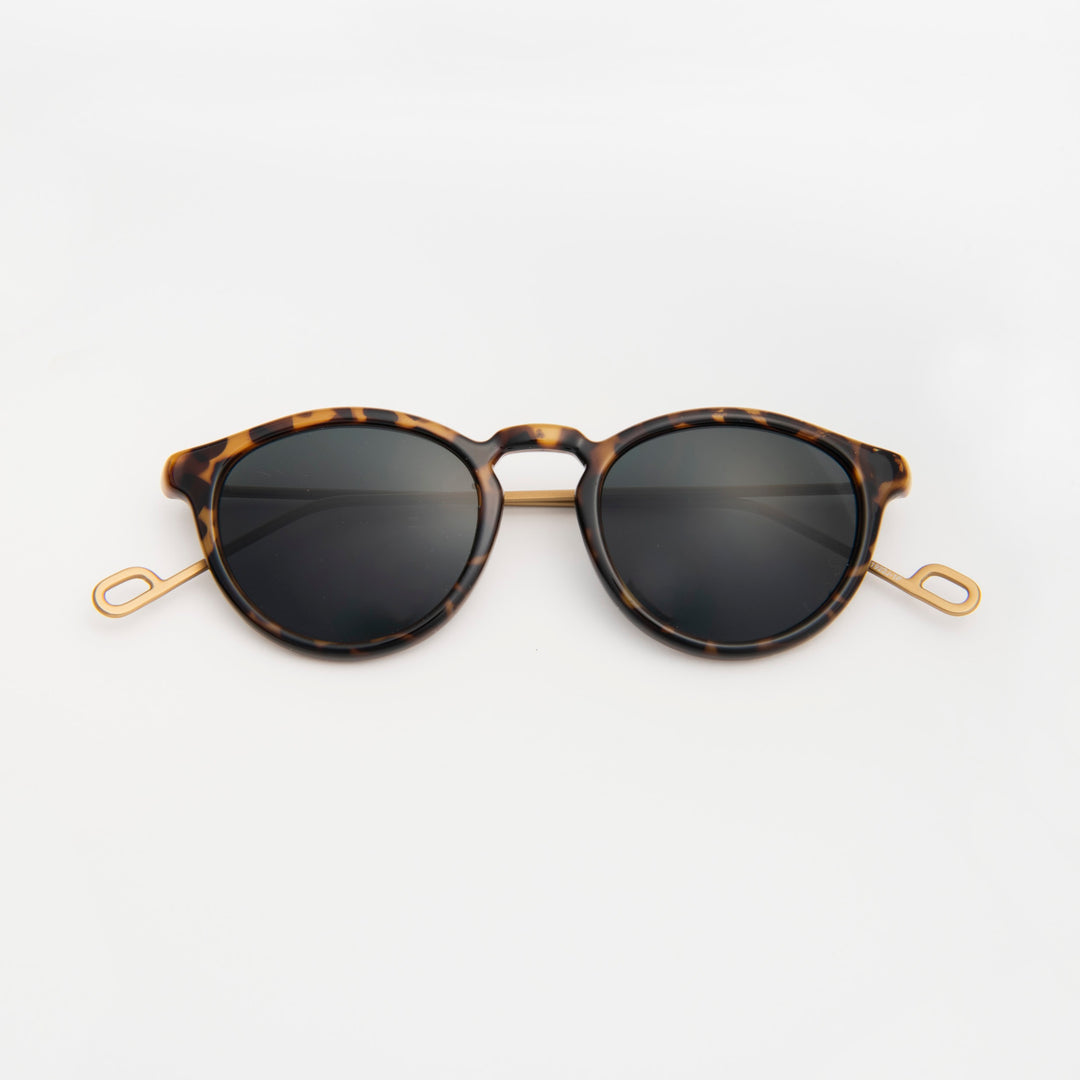 Ciqi Evans Stella Antique Sunglasses - Gray Lens