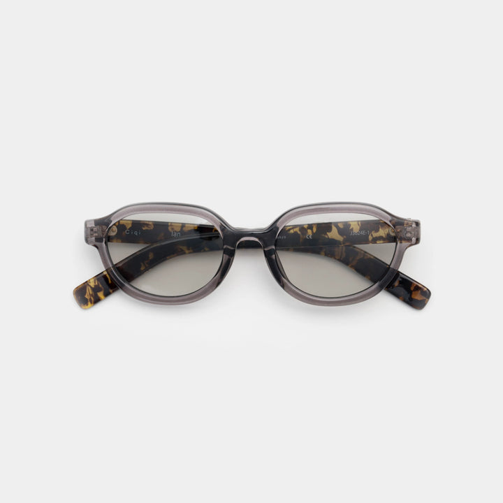 Ciqi Ian Gray Demi Sunglasses - Light Gray Lens