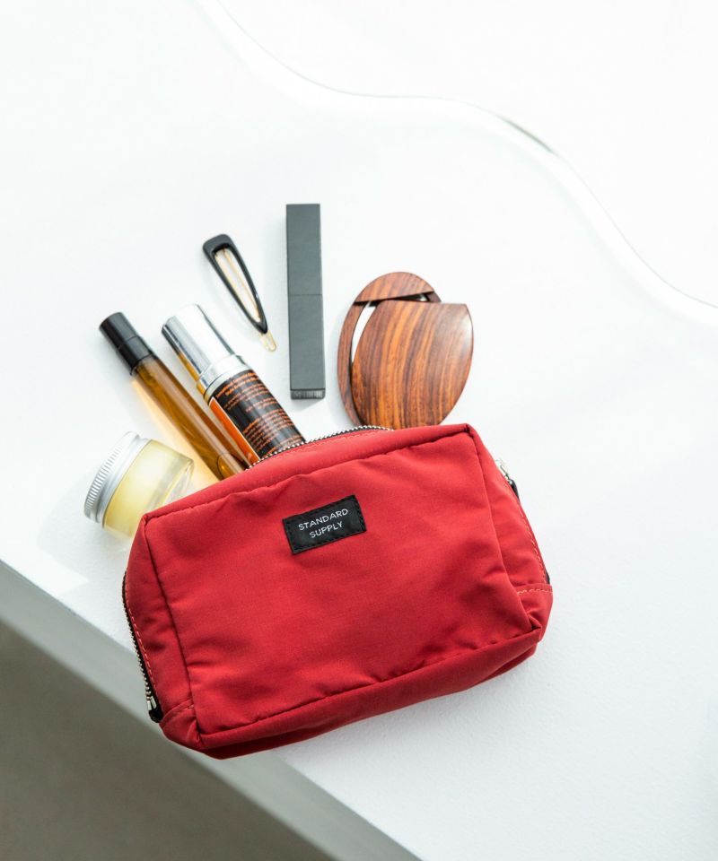 STANDARD SUPPLY SQUARE POUCH M