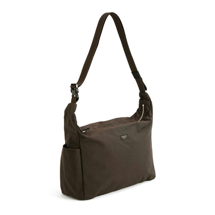 SPECIAL EDITION TRIANGLE SHOULDER  DARK BROWN