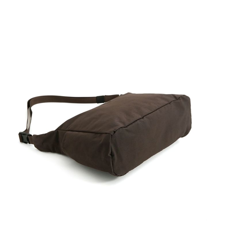 SPECIAL EDITION TRIANGLE SHOULDER  DARK BROWN