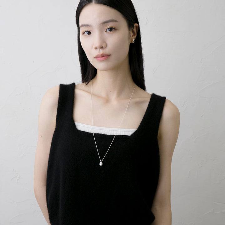 Aperdiem Pale Drop Chain Necklace