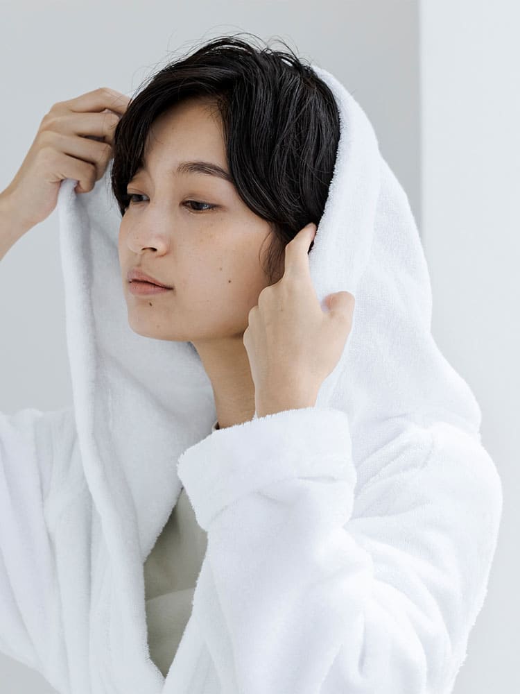 YUKINE BATHROBE WHITE