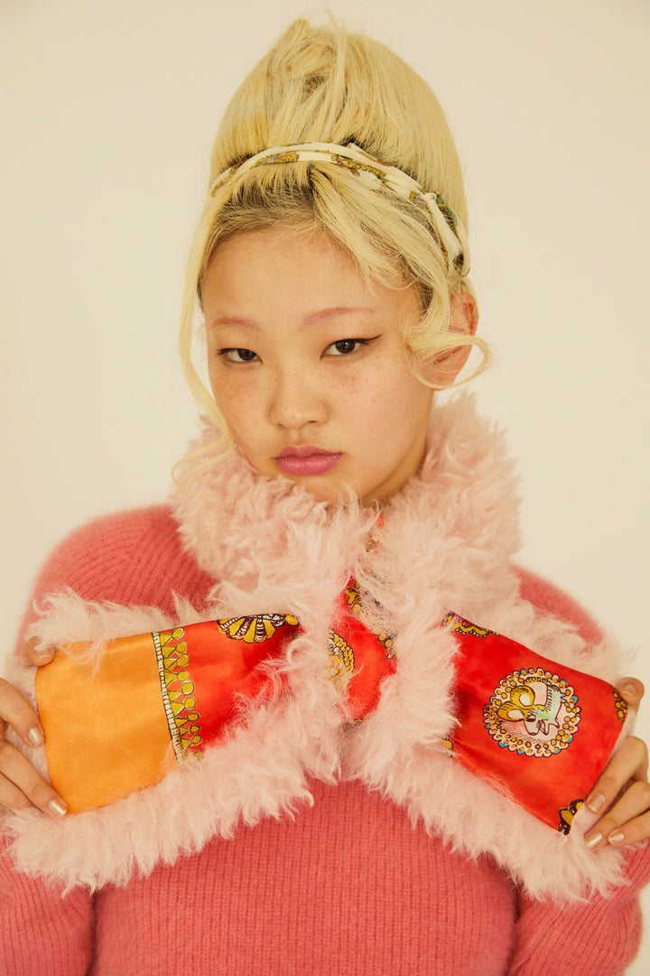 Pink  Muffler
